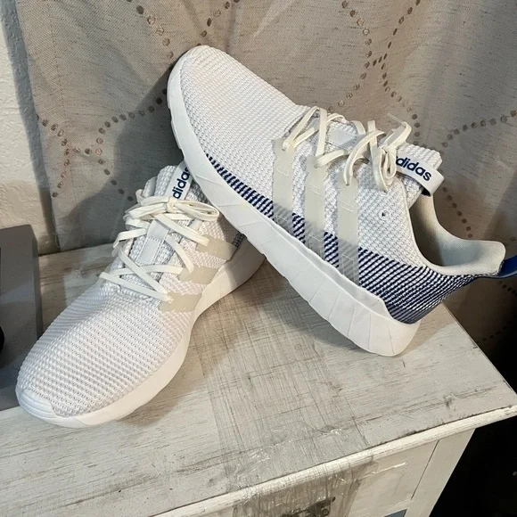 adidas | Shoes | Mens Adidas Questar Flow Whiteroyal Blue Sz 95 | Poshmark